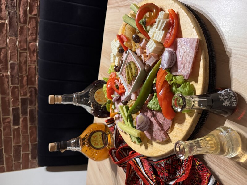 Ospatarite, si picolite